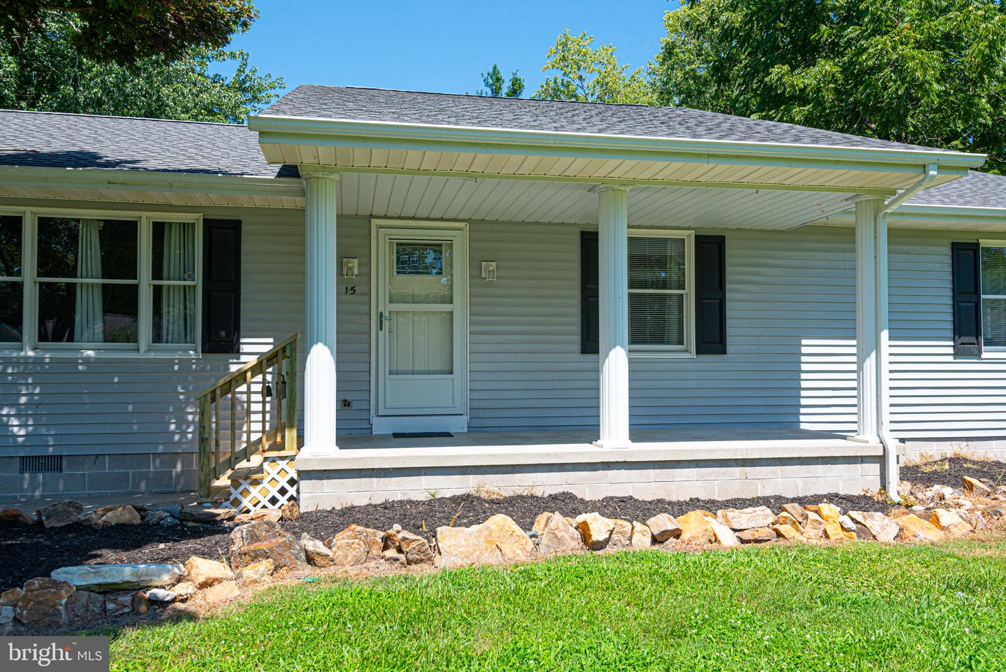listing image