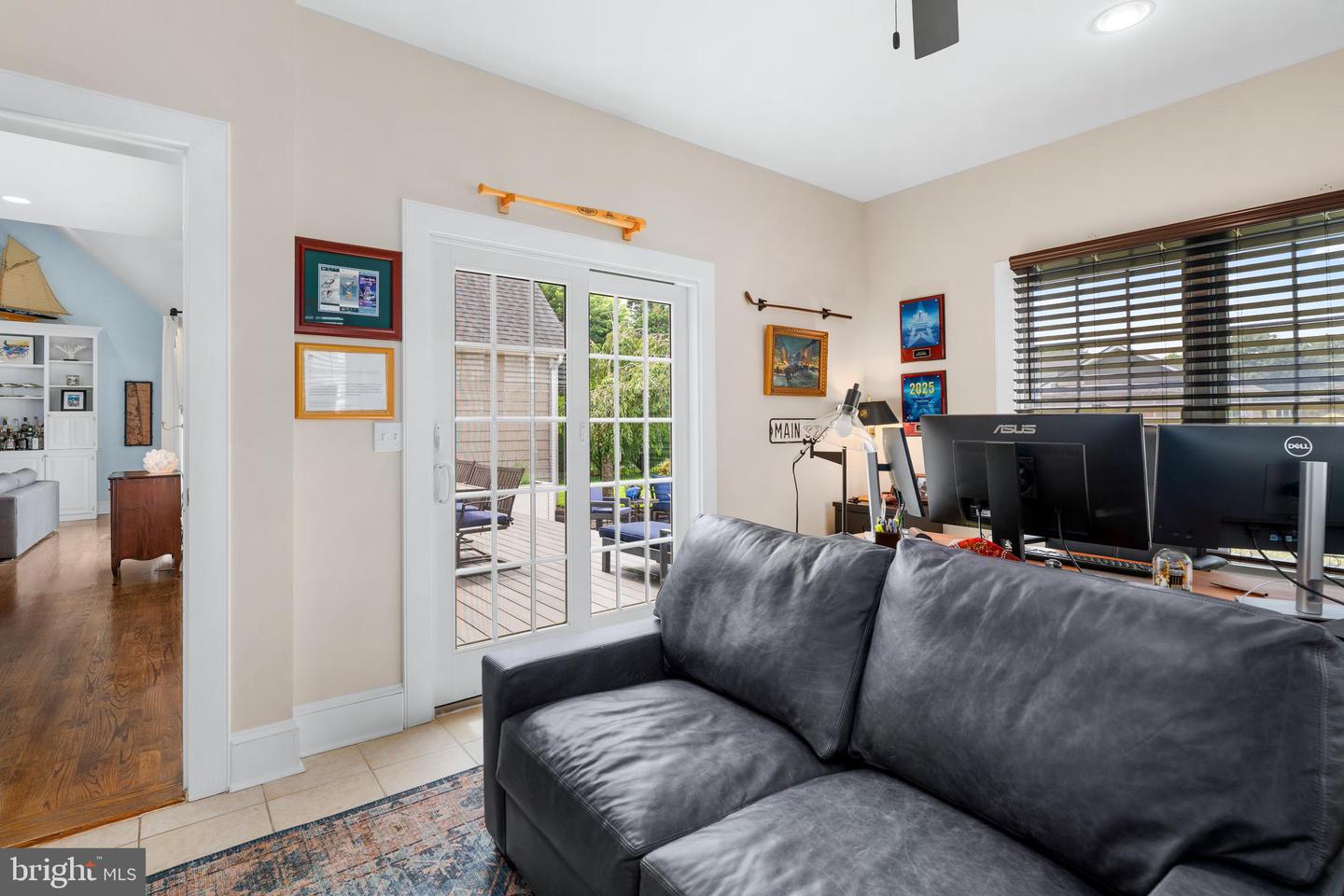 listing image