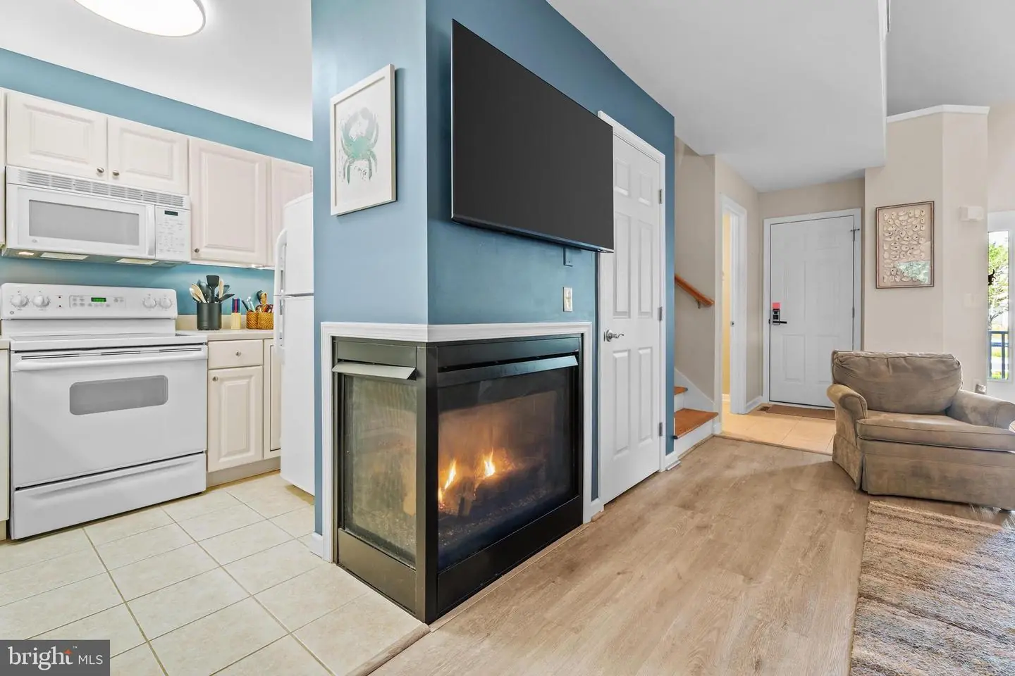 listing image