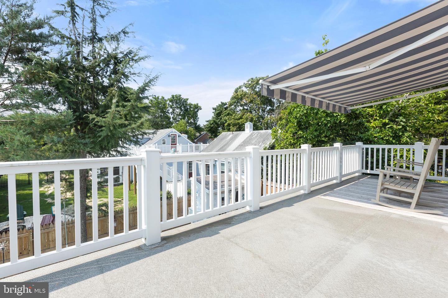 listing image