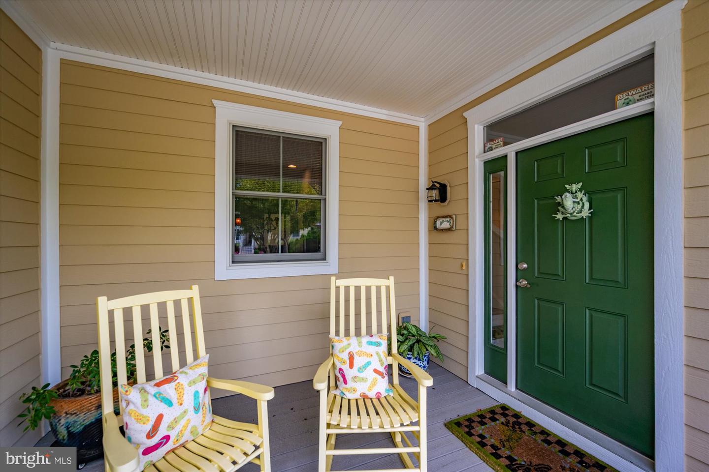 listing image