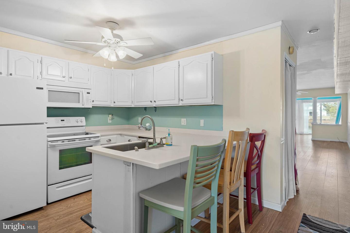 listing image