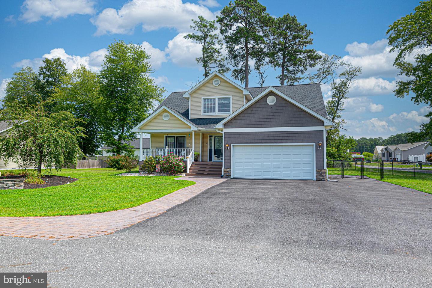 listing image