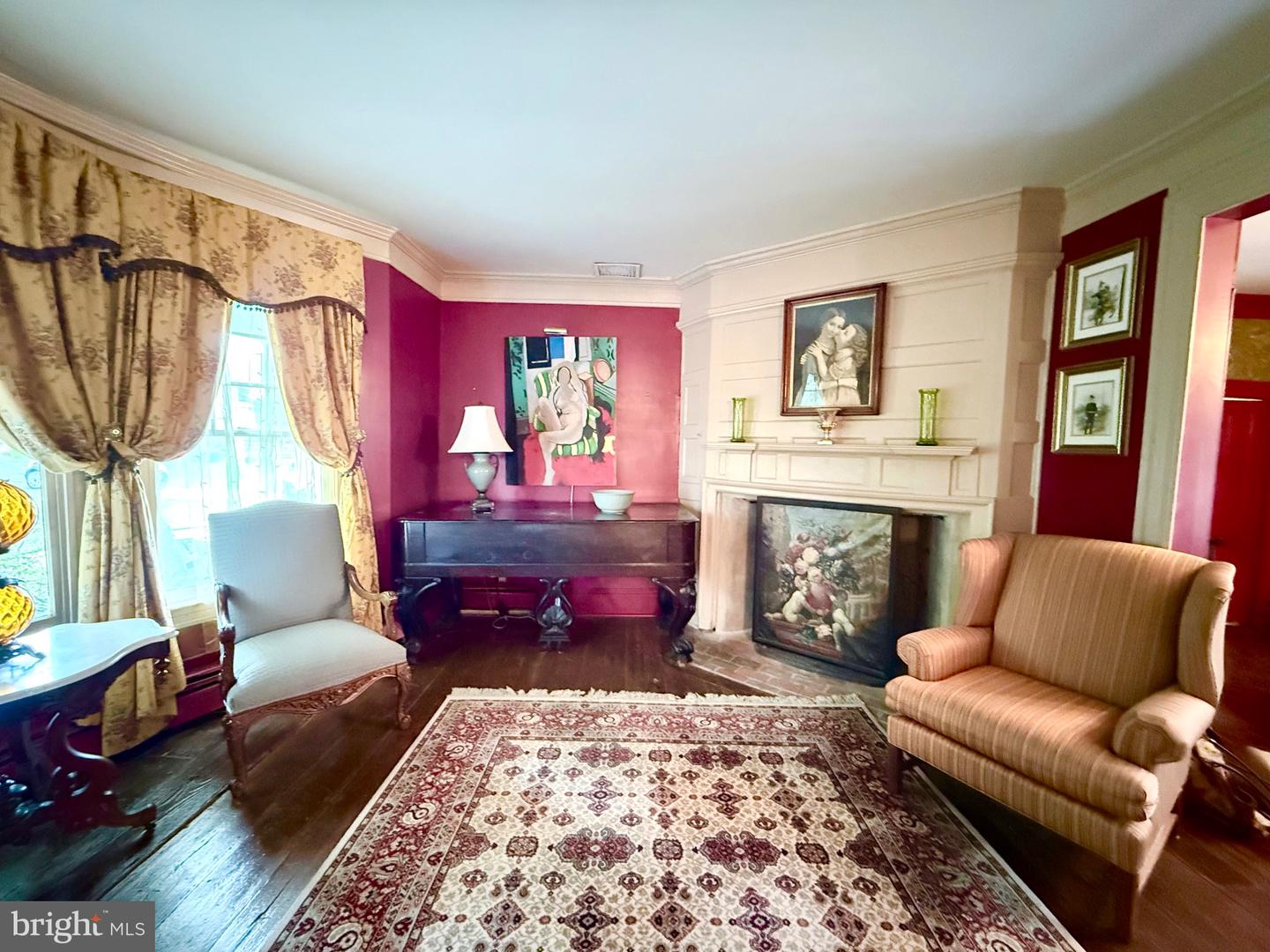 listing image