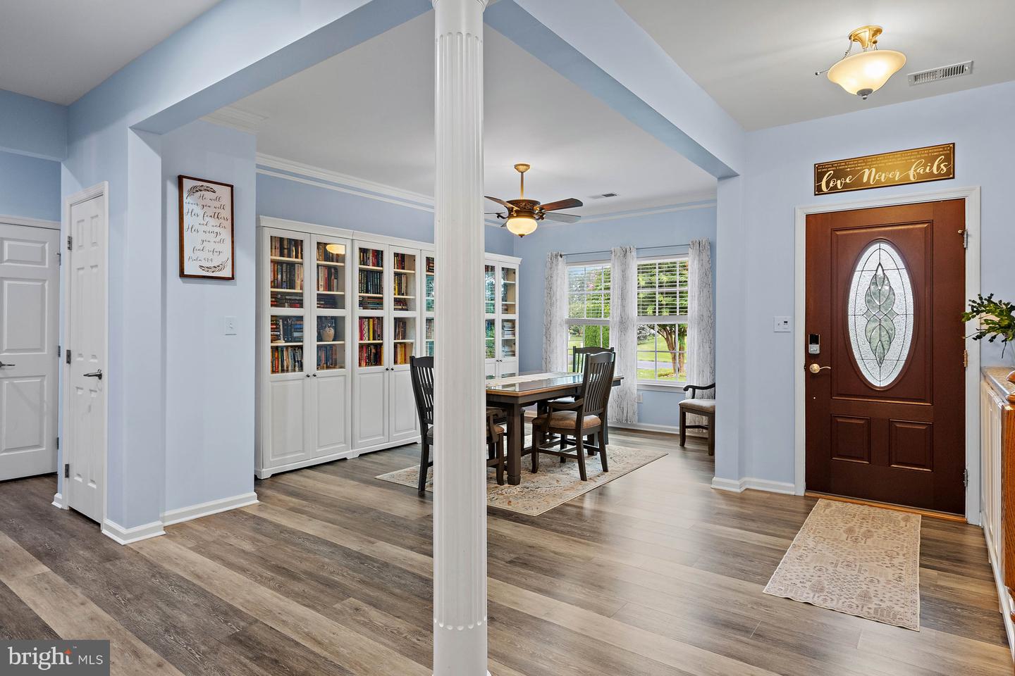 listing image