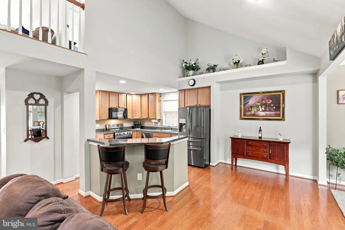 listing image