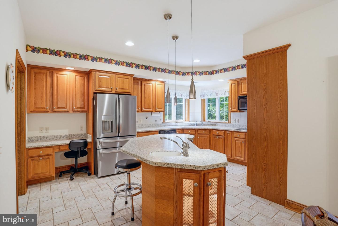 listing image