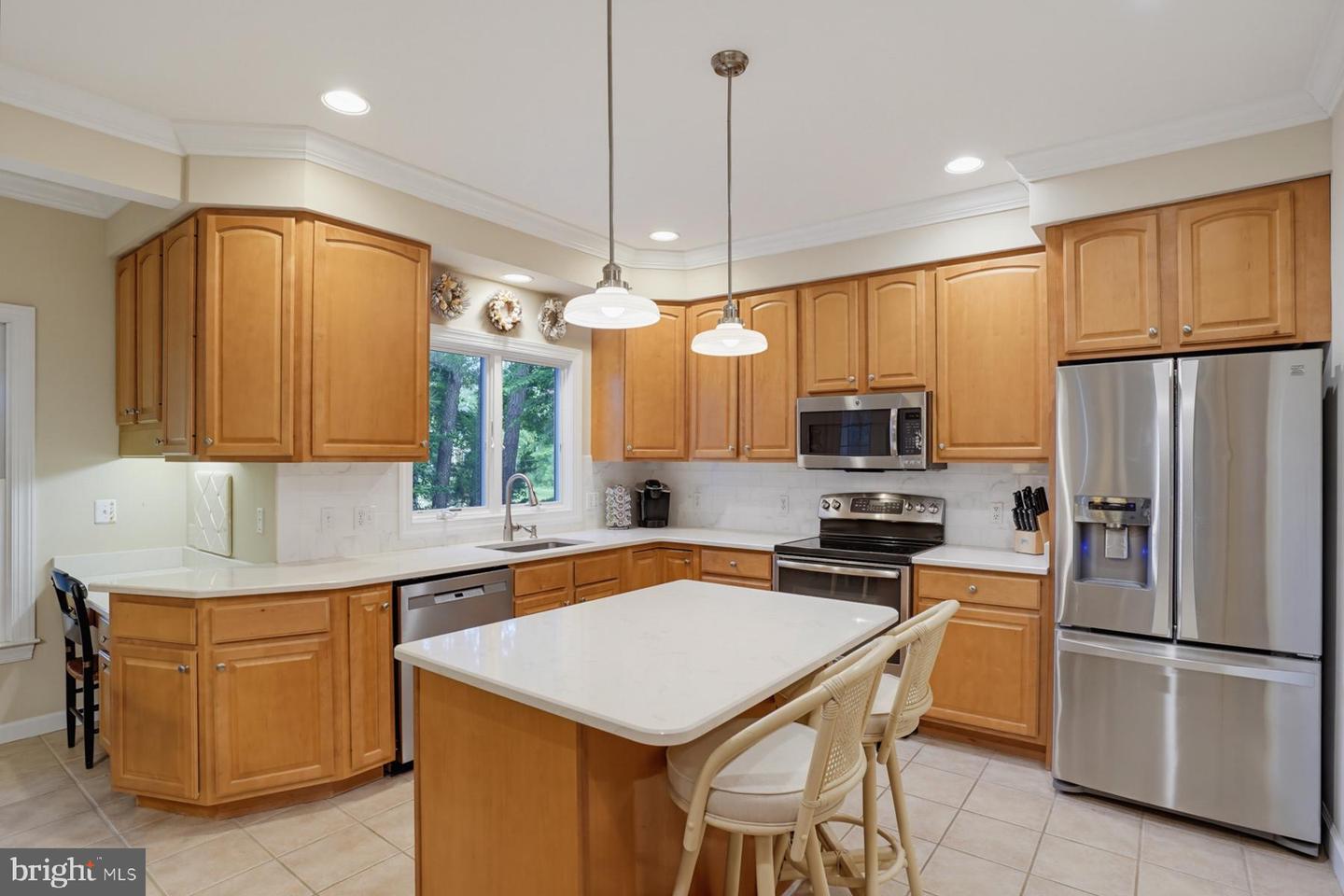 listing image