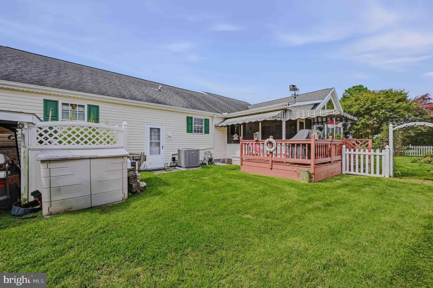 listing image