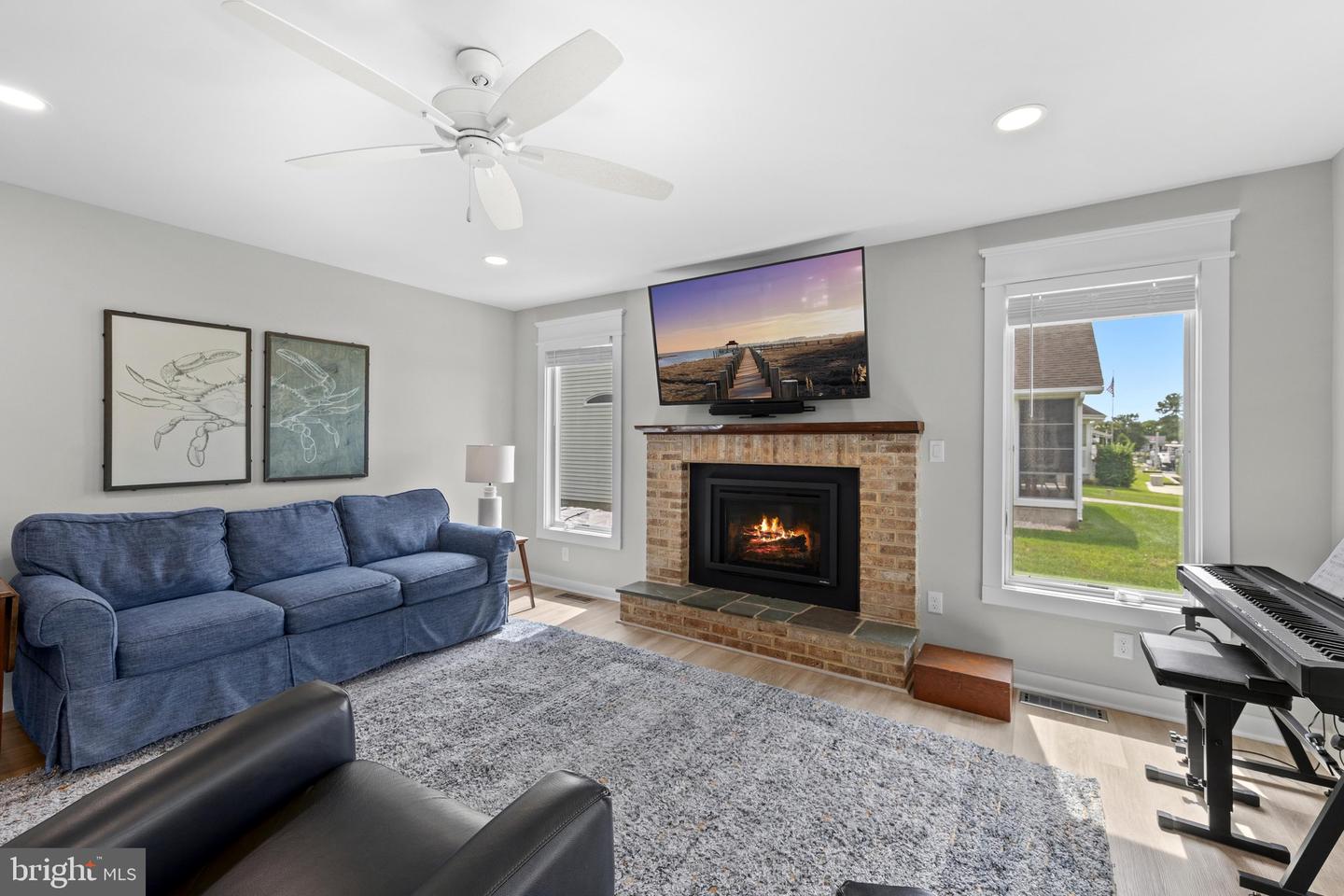 listing image