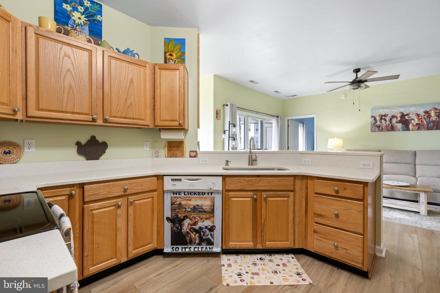 listing image