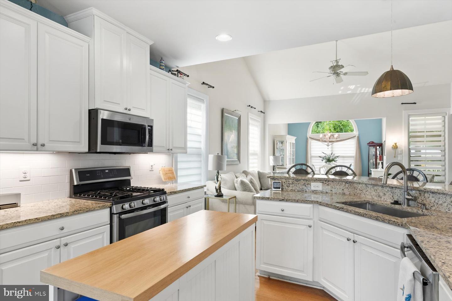 listing image