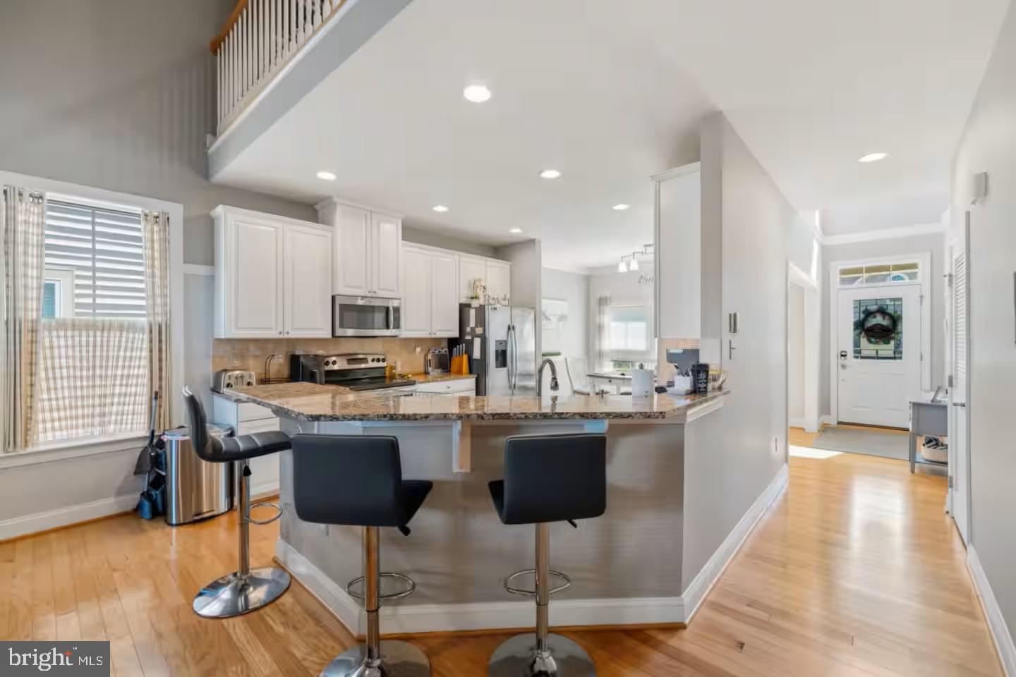 listing image