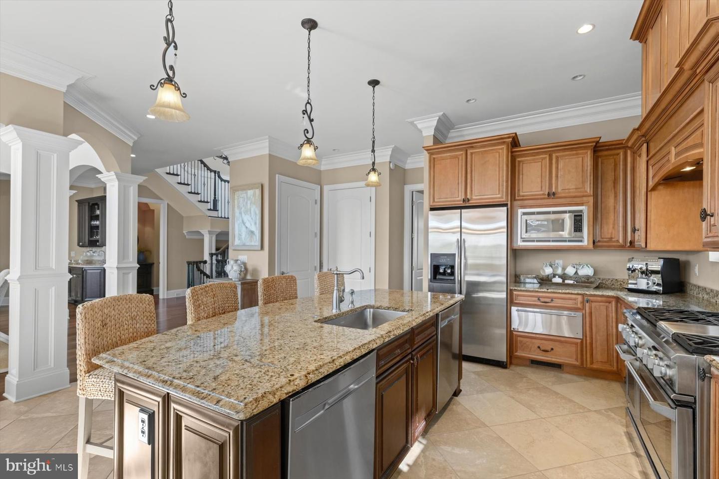 listing image