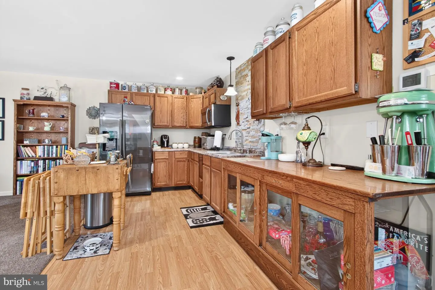 listing image