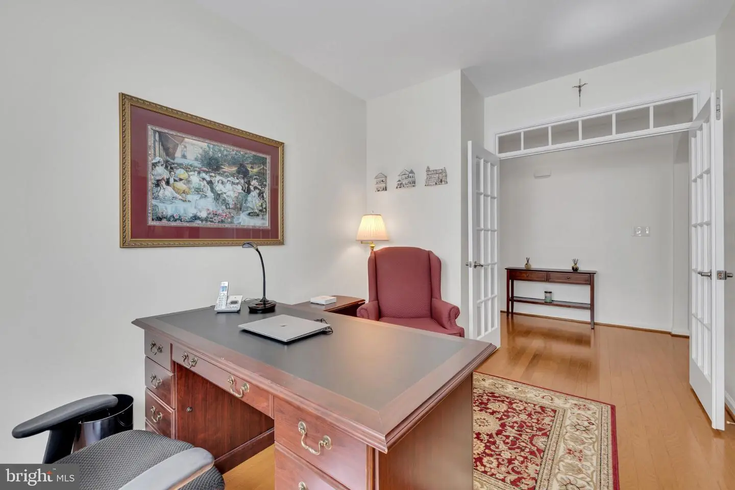 listing image
