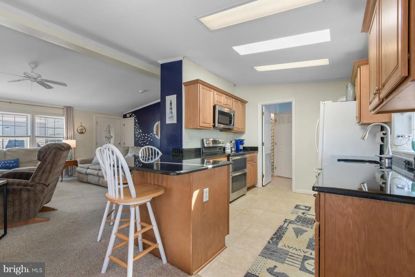 listing image