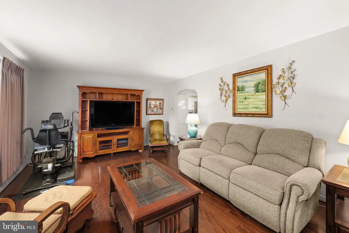 listing image