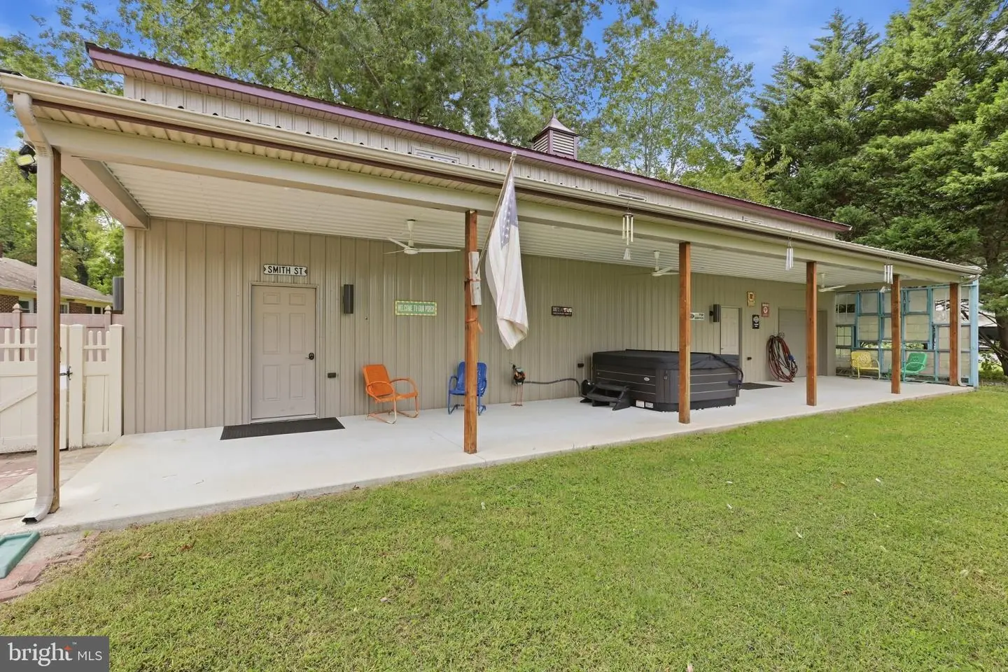 listing image