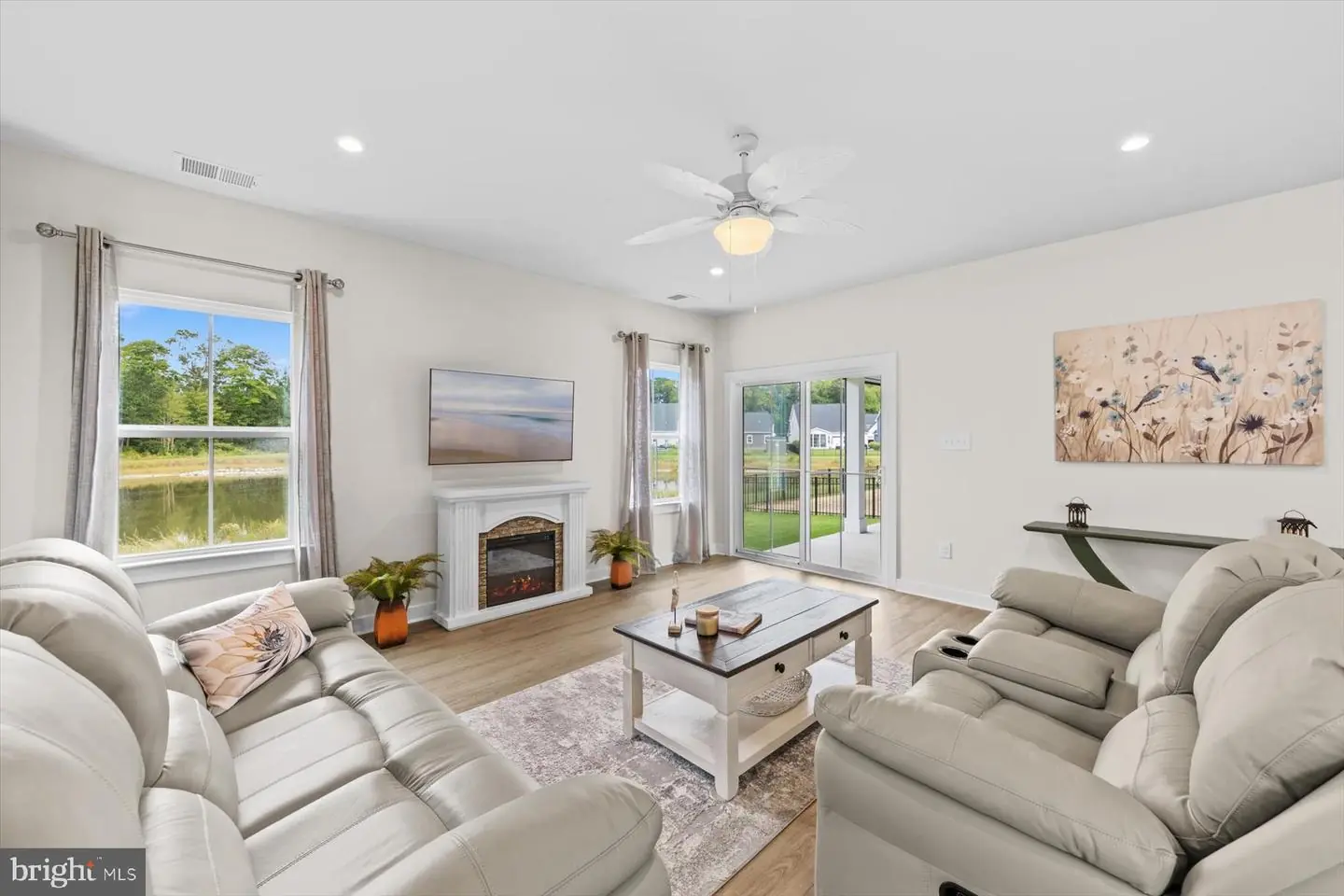 listing image