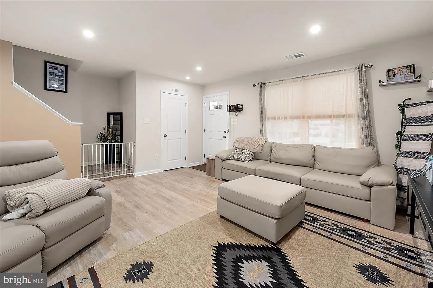 listing image
