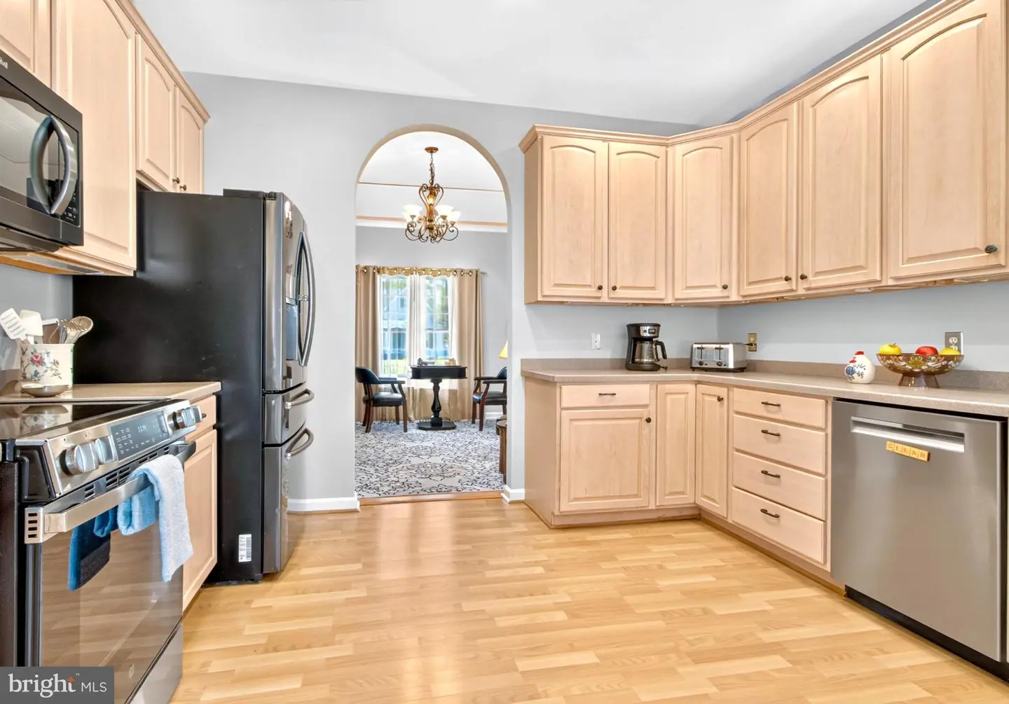 listing image