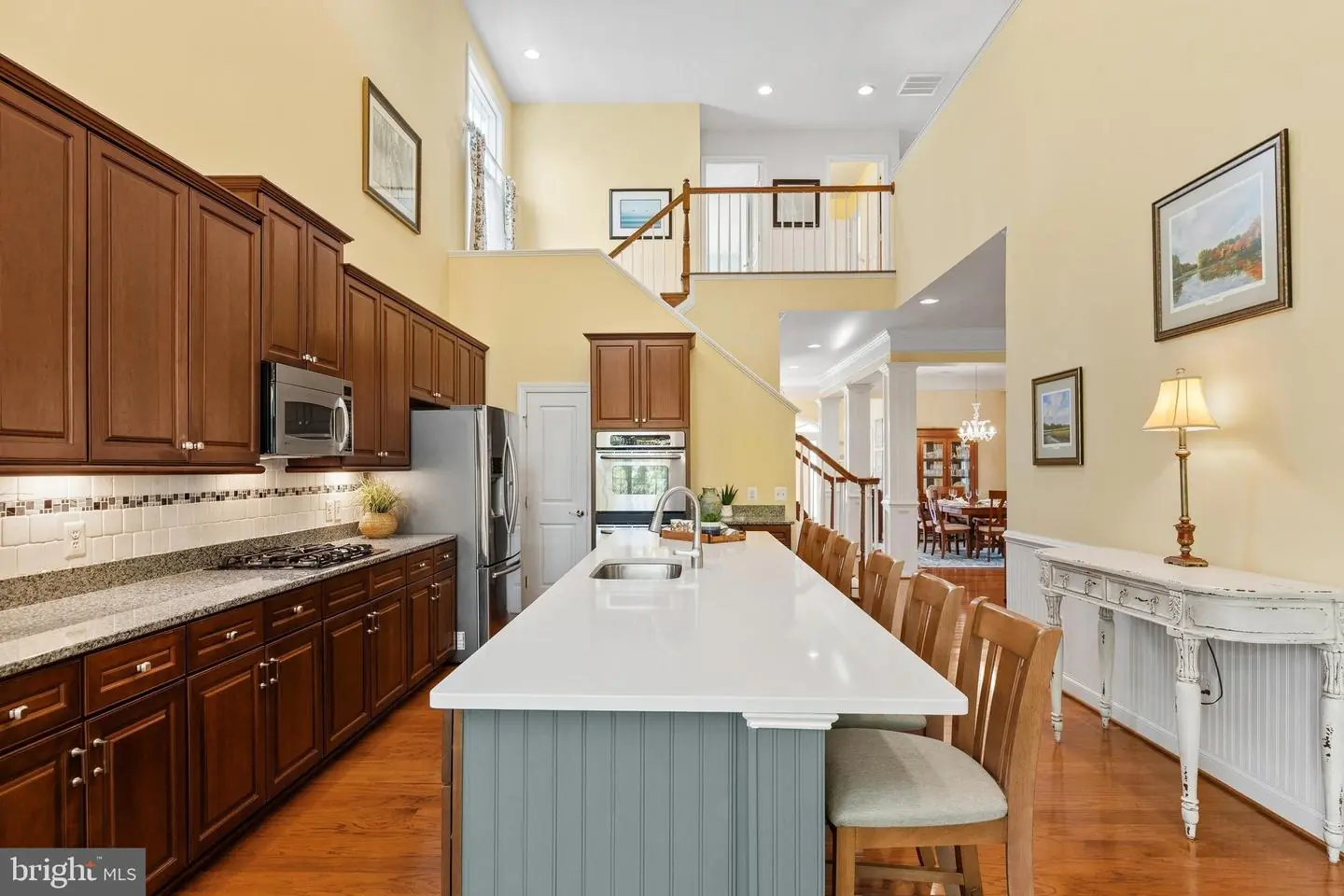 listing image