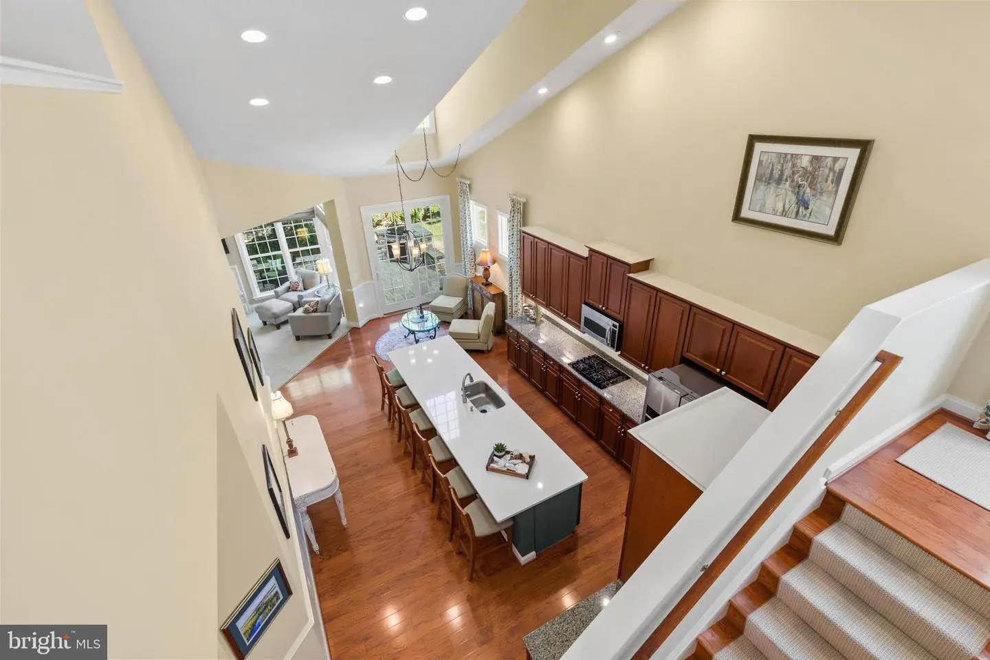 listing image