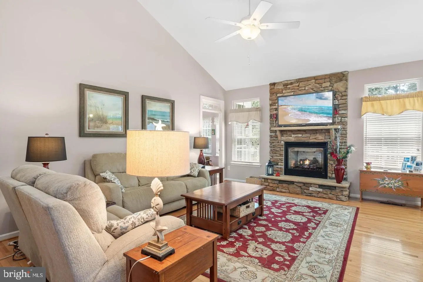 listing image