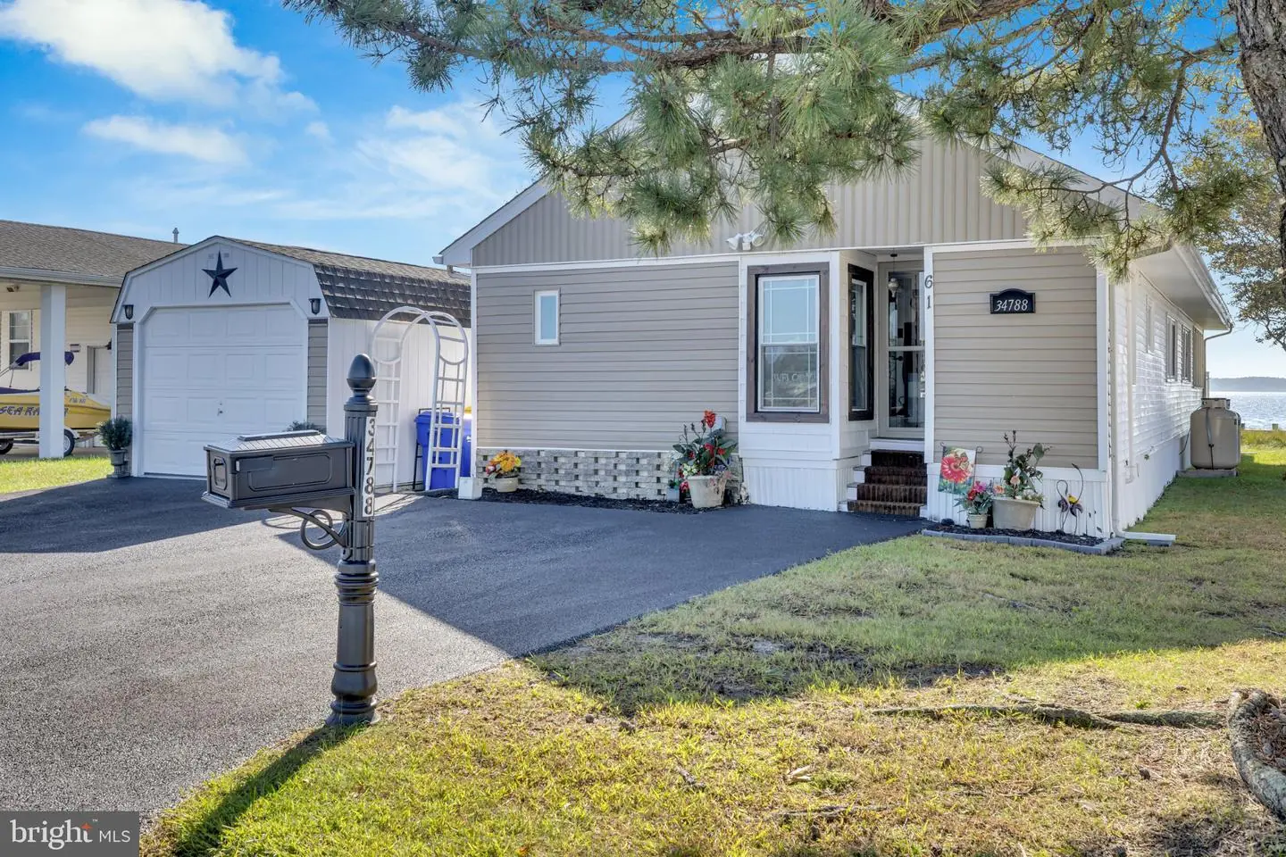 listing image