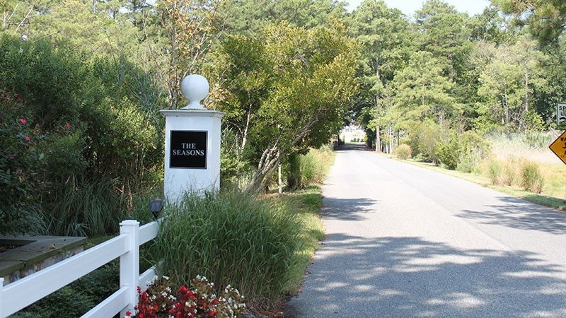 228_2012-08-03-09-28-33-110-800-450-80-c The Seasons - Jack Lingo REALTOR 228_2012-08-03-09-28-33-110-800-450-80-c The Seasons - Jack Lingo REALTOR