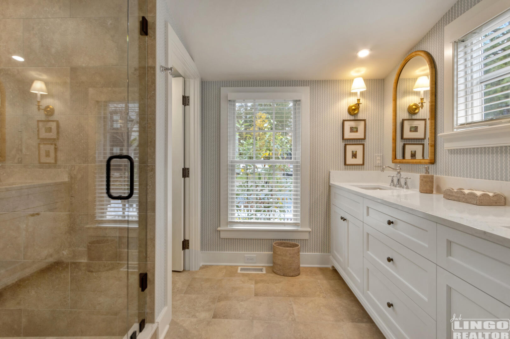 020_img_9437_982 50 SUSSEX STREET  Rental Property