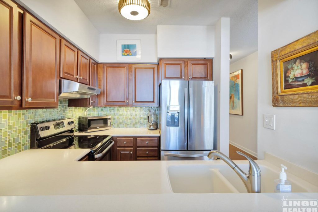 img_0513 310 SPRING LAKE  Rental Property