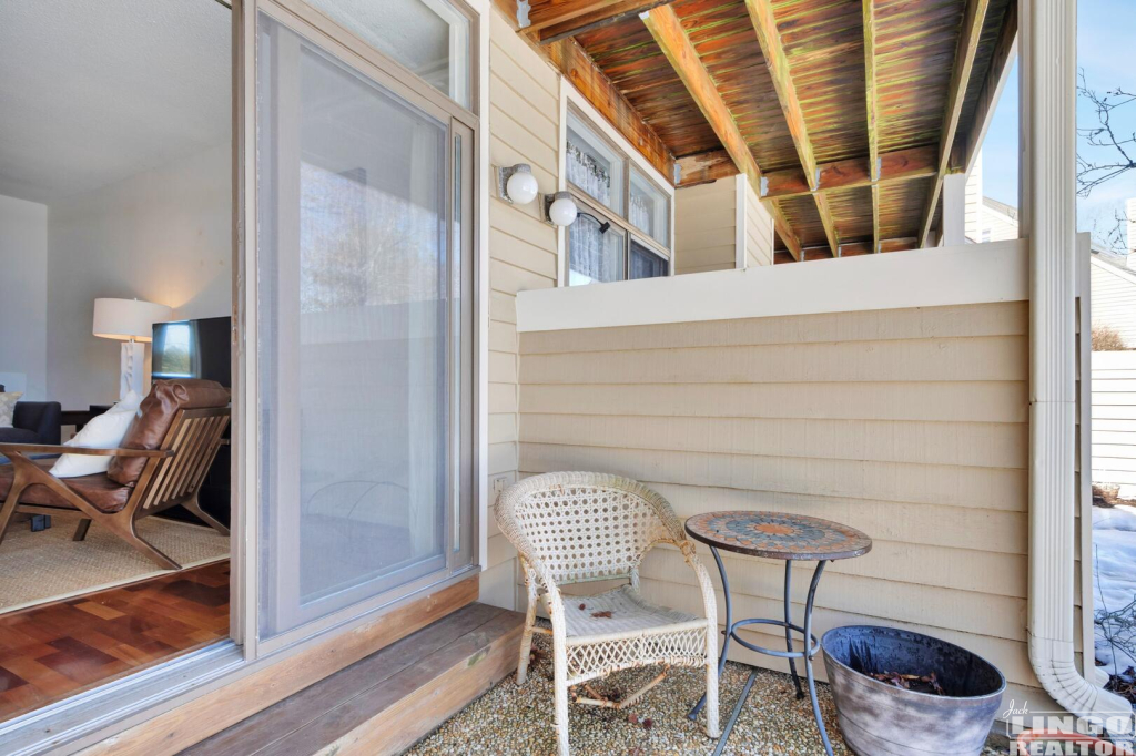 img_0519 310 SPRING LAKE  Rental Property