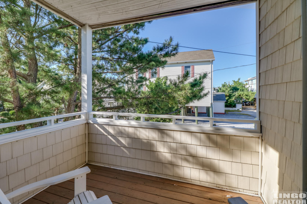 32beach2 32 BEACH AVENUE  Rental Property