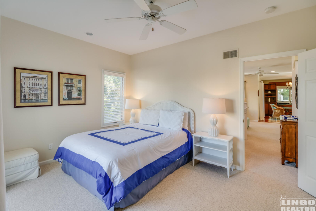 32beach44 32 BEACH AVENUE  Rental Property
