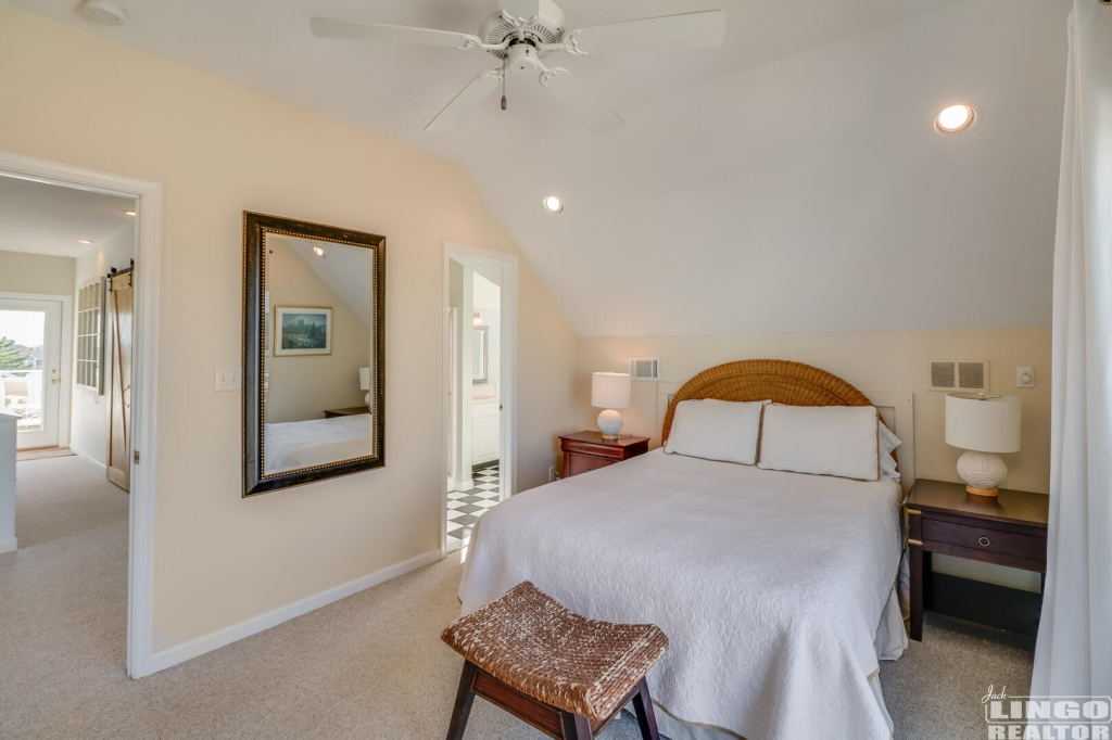 32beach6 32 BEACH AVENUE  Rental Property