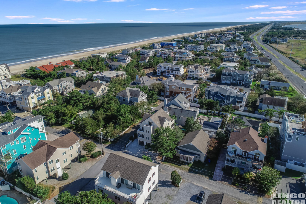 32beachair7 32 BEACH AVENUE  Rental Property