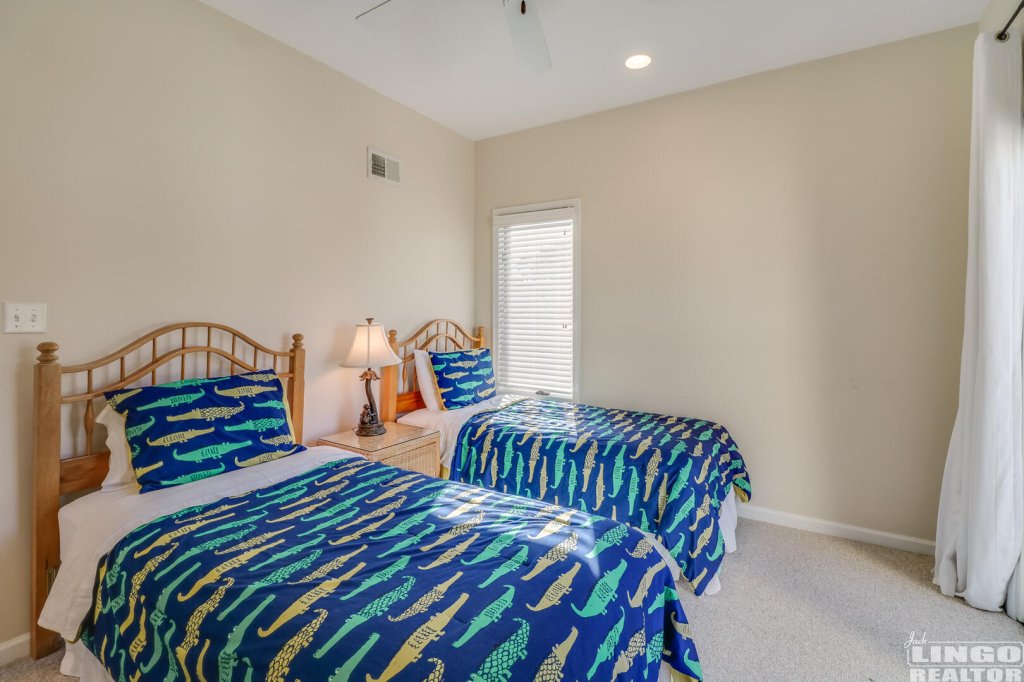 beach3br 32 BEACH AVENUE  Rental Property