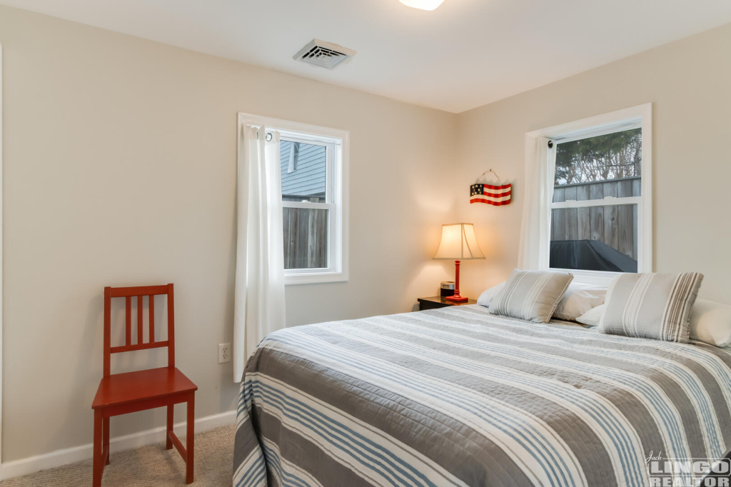 015_img_6405_345 1303 KING CHARLES AVENUE  Rental Property