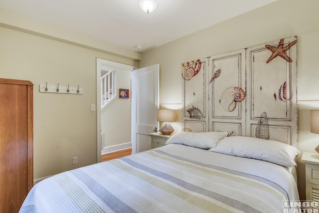 main+level-bedroom-_dsc1481 119 NEW CASTLE STREET  Rental Property