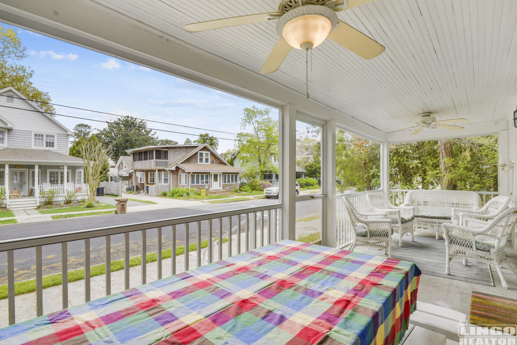 main+level-screened+porch-_dsc1338 119 NEW CASTLE STREET  Rental Property