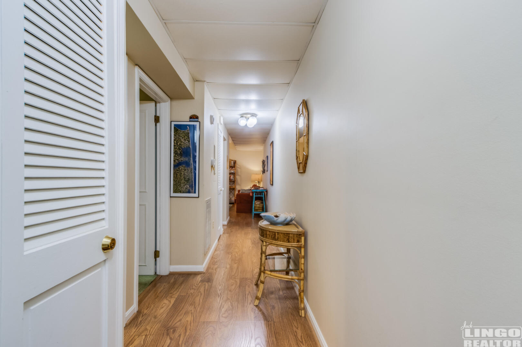 001_img_6534_14 206 ANCHOR WAY  Rental Property