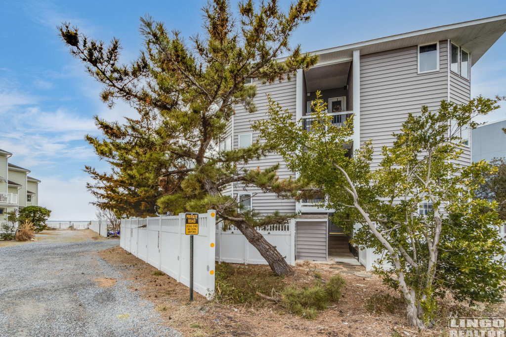 019_img_6624_471 206 ANCHOR WAY  Rental Property