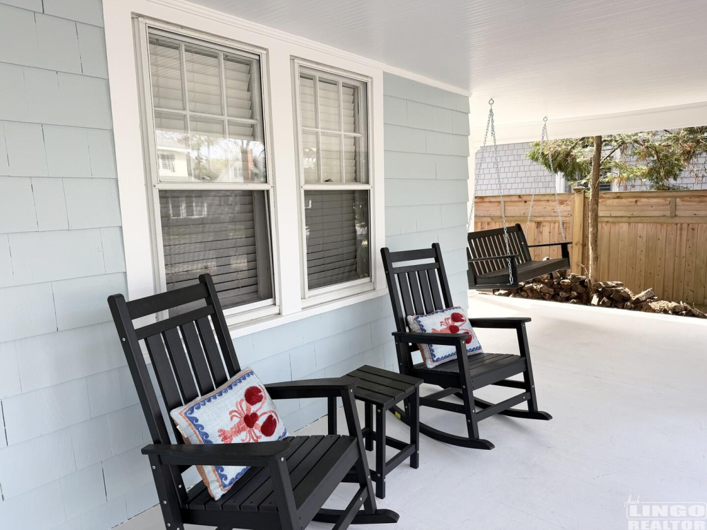 IMG_4630 108 LAUREL STREET  Rental Property