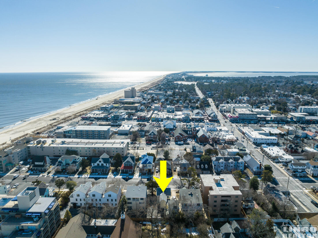 dji_0870_with_arrow_350 19D MARYLAND GARDENS  Rental Property