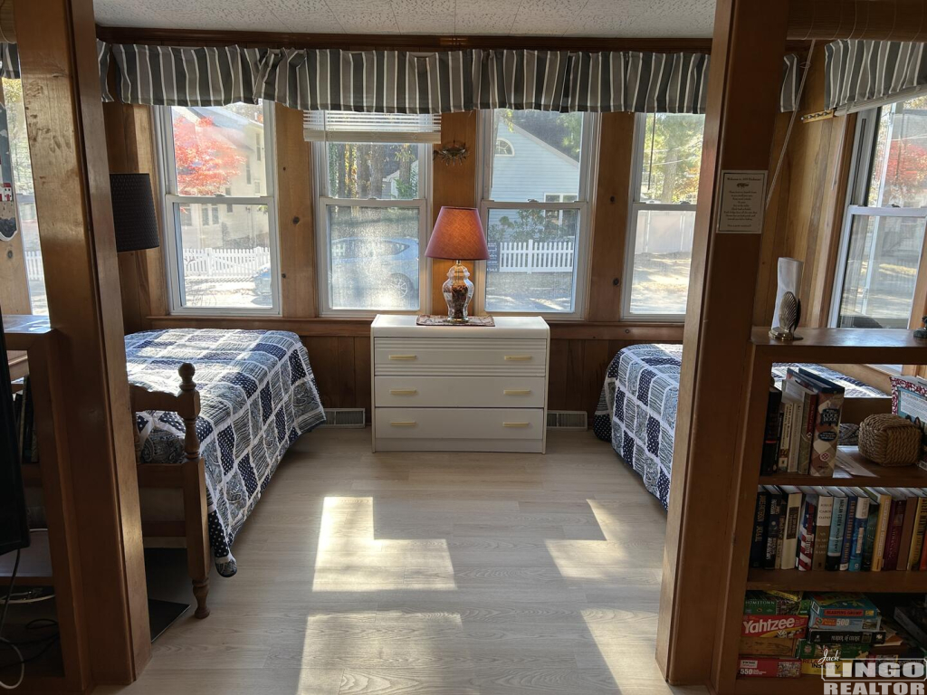 FrontRoomBeds1 105 HICKMAN STREET  Rental Property