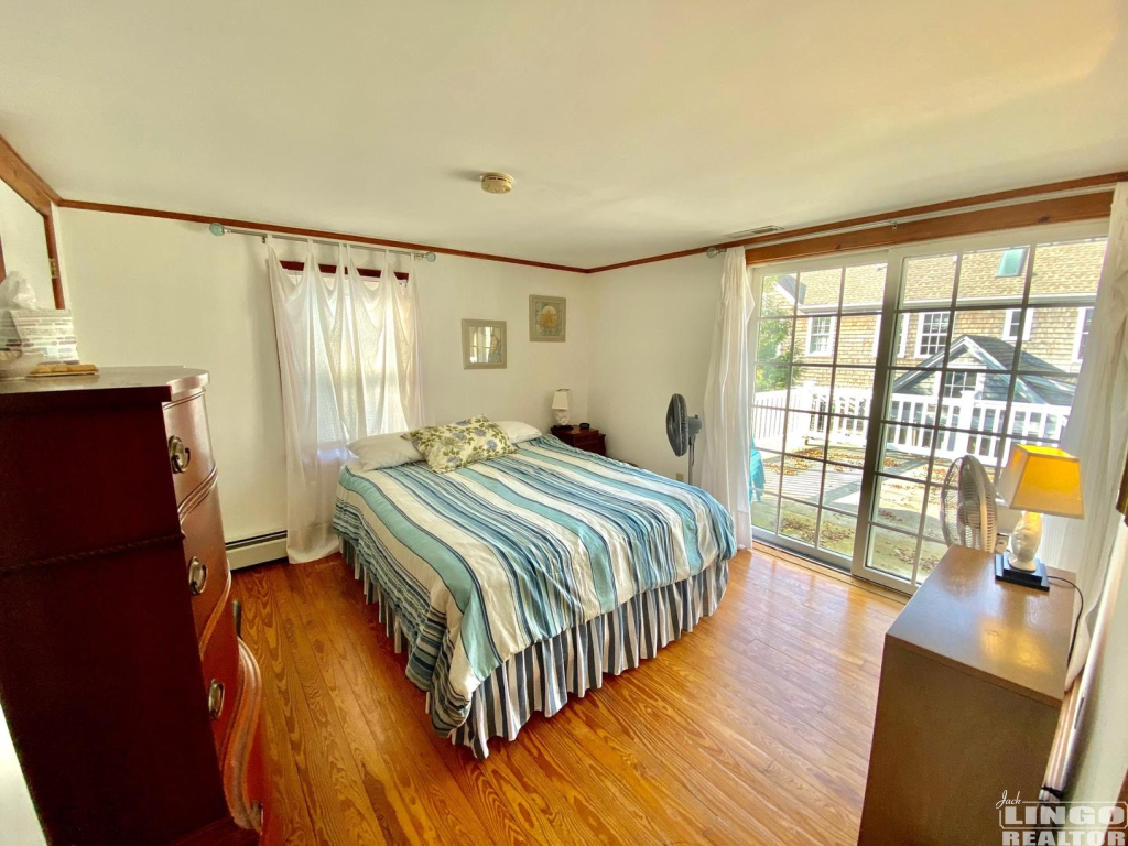 105bed2 105 PARK AVENUE  Rental Property