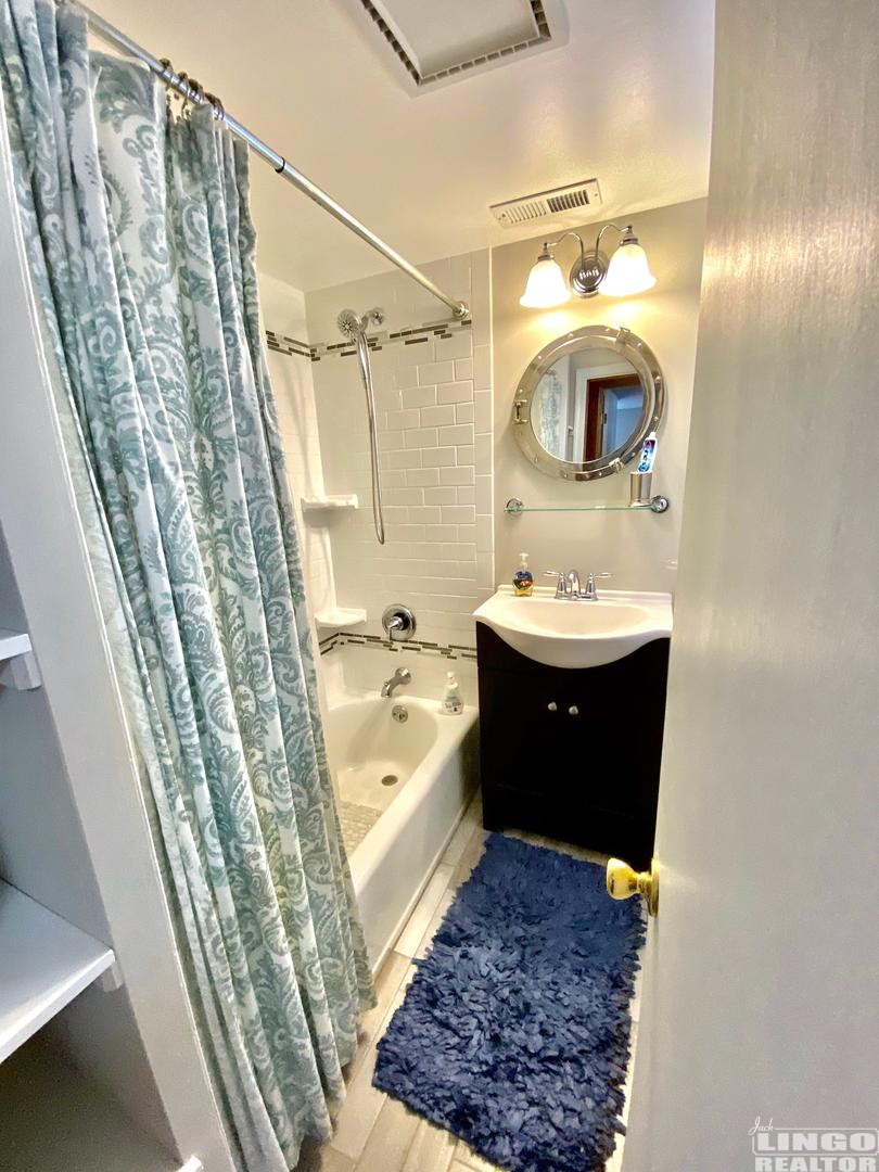 105fullhall 105 PARK AVENUE  Rental Property