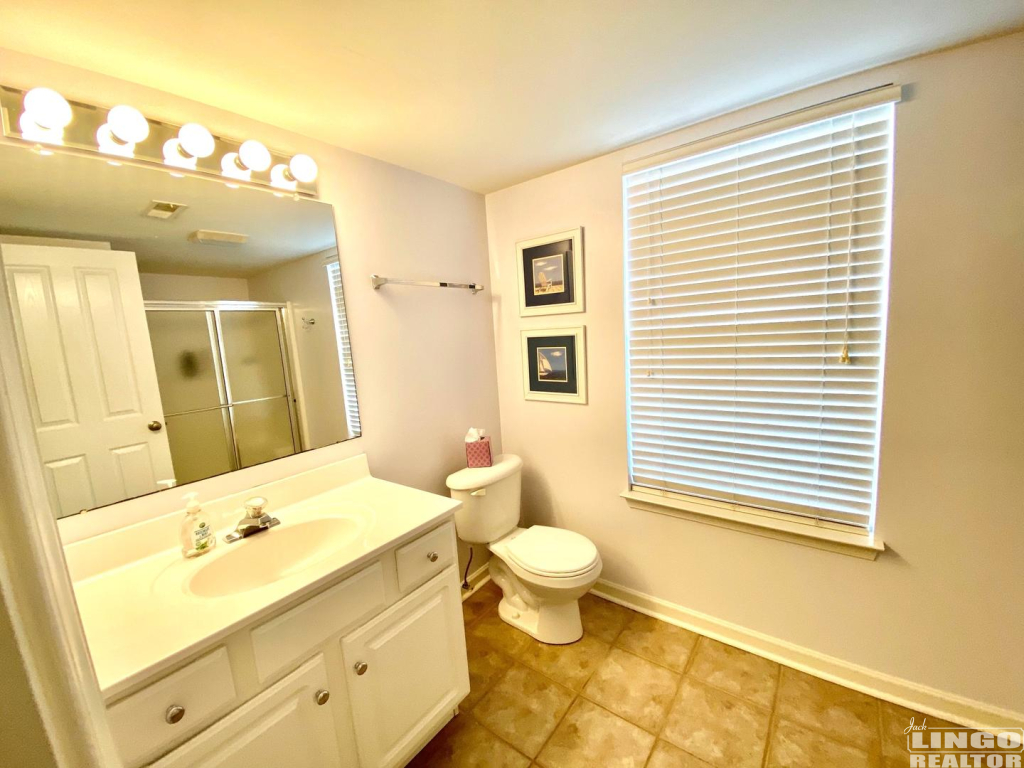 1cl1stbath 1 CANAL LANDING COURT  Rental Property